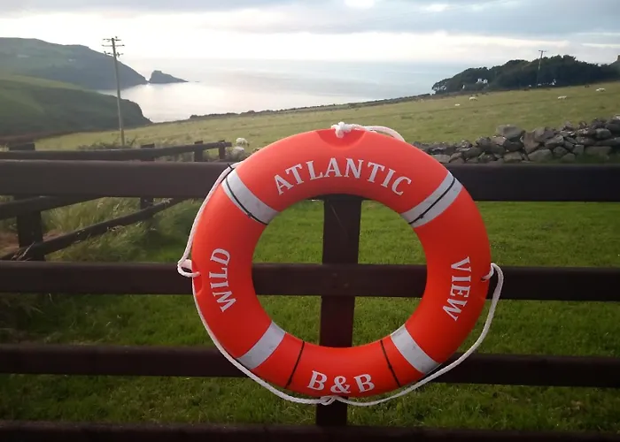 Wild Atlantic View Inishowen 格林卡斯尔